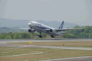 広島空港にて3(by近藤)