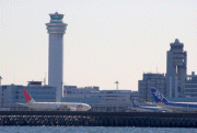羽田空港新旧管制塔(by近藤)